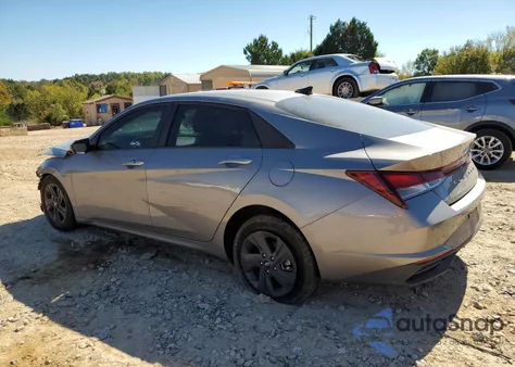 2022 Hyundai Elantra Sel z USA, uszkodzony, nr VIN KMHLS4AG2NU335881